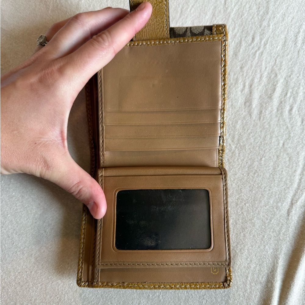 Coach Wallet - Picture 2 of 9